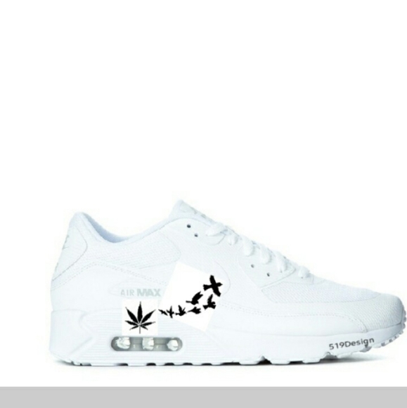 Sweaters - Picture 3 of 4